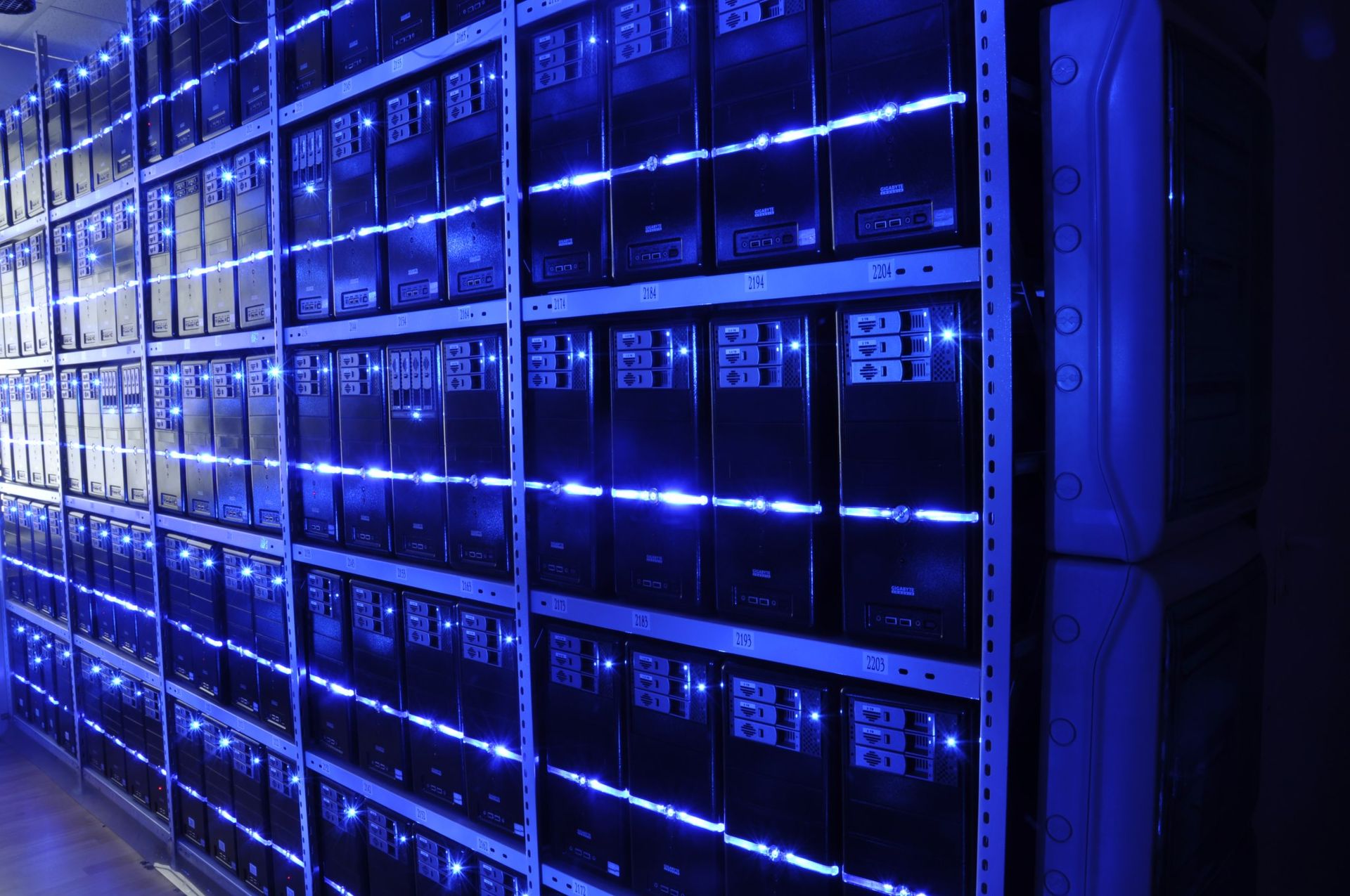 Server racks in a data centre